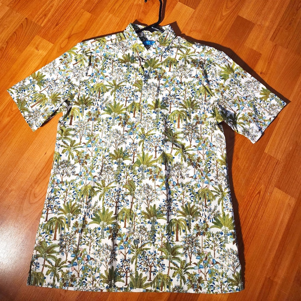 Modern Men's XS Tori Richard Aloha Shirt
